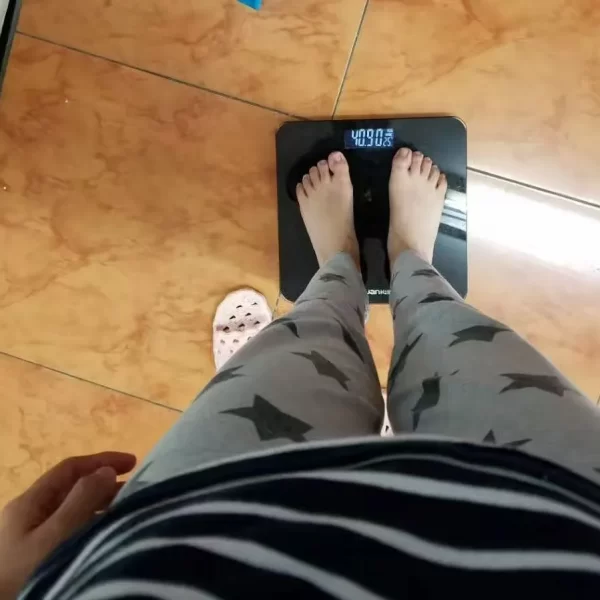 一个厌食症女孩的自白：我只能用饥饿感受身体